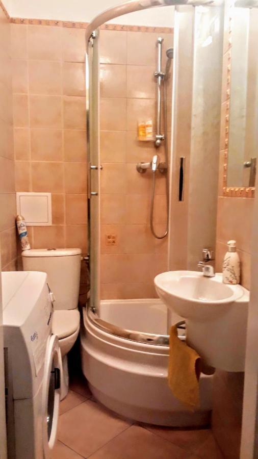 Kawalerka Na Starym Zoliborzu Appartement Warschau Buitenkant foto